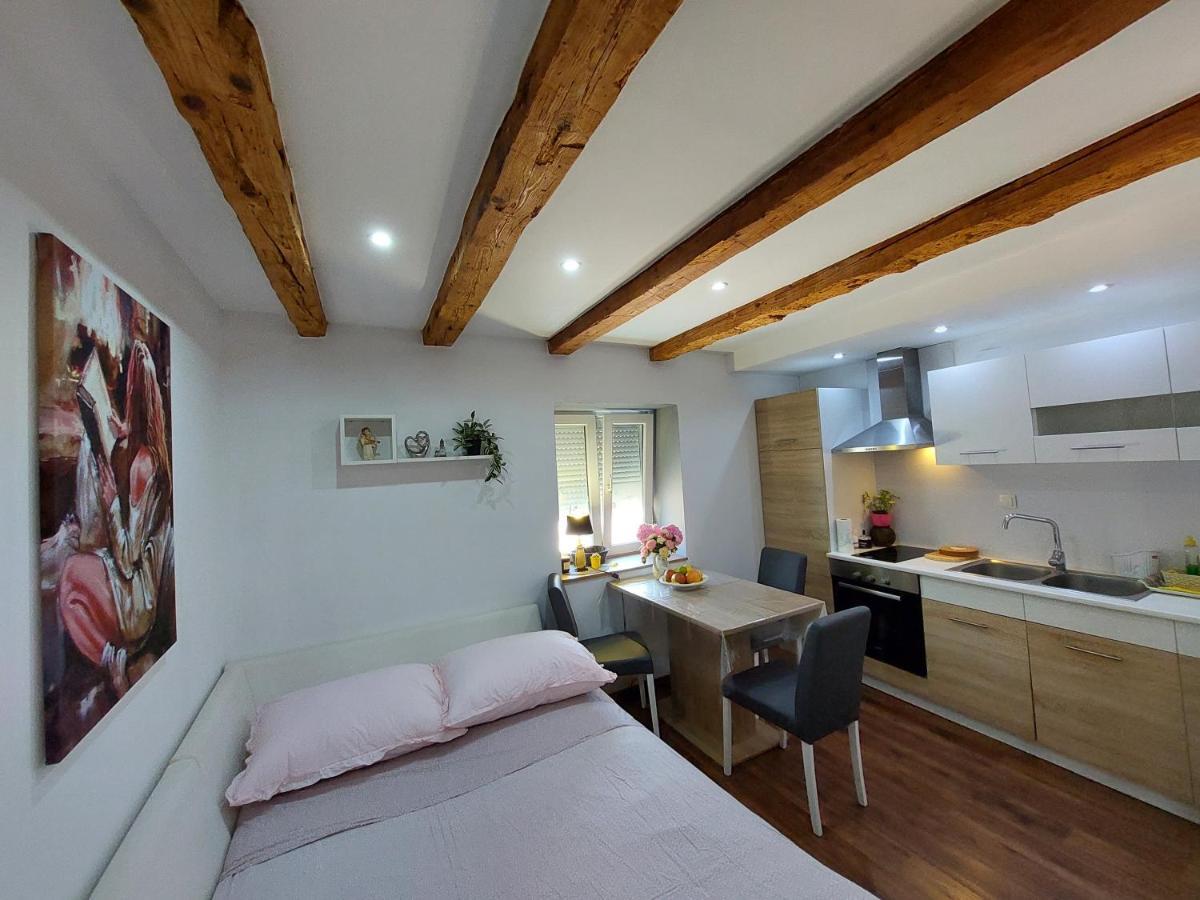 Mexicana Apartment Pink Zadar Exterior photo
